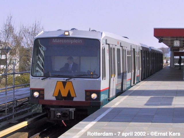 Metros
              series 5200